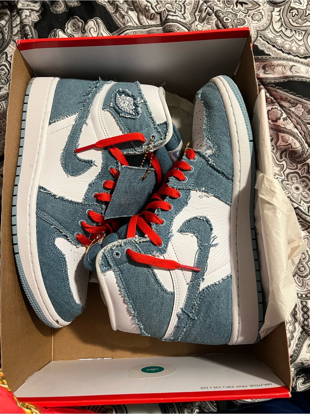 Nike Air Jordan 1 Mid Denim Blue White with Red Laces only worn twice no lid box - Picture 7 of 8